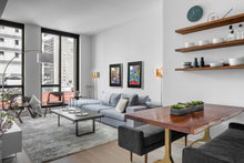 Load image into Gallery viewer, Union Sq- People walking street